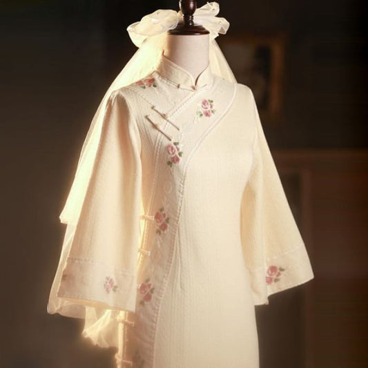 3/4-Sleeve Floral Embroidered Midi Qipao