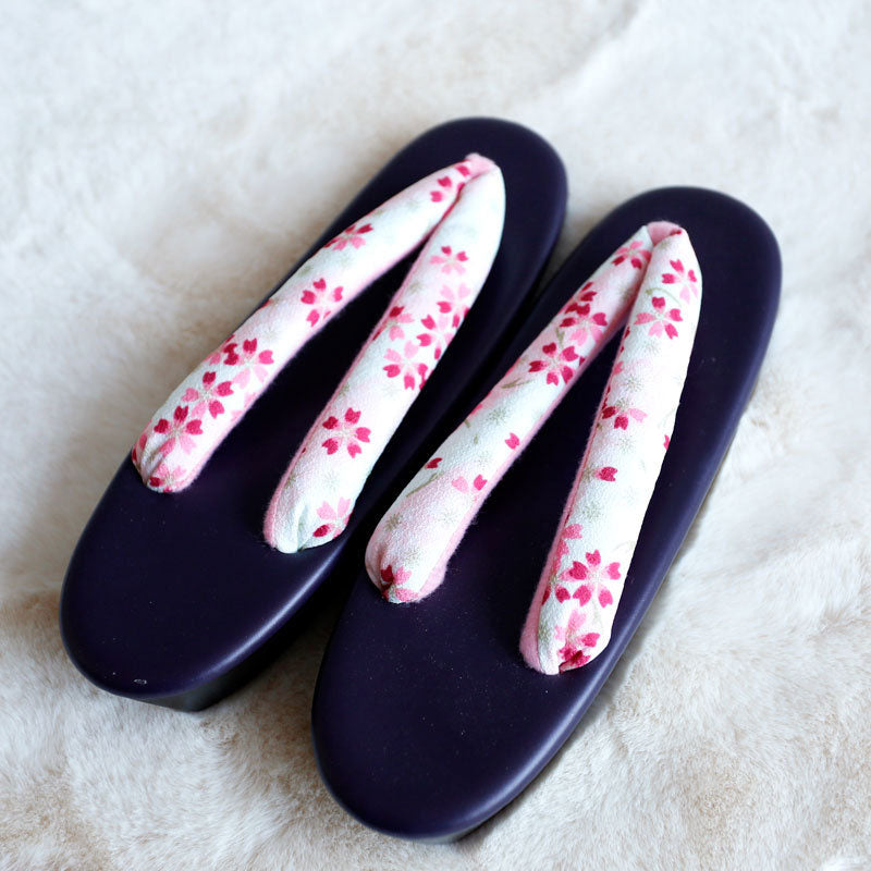 Floral Japanese Slippers - Pink / S