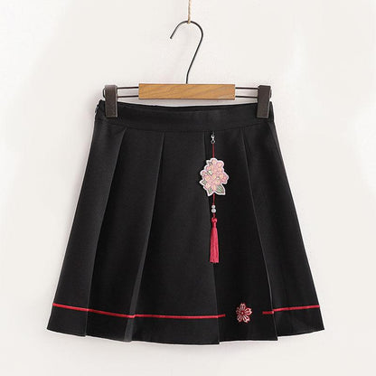 Flower Embroidery Buckle T-Shirt Skirt Set - Black / M