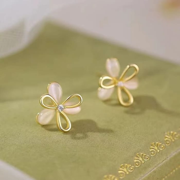 925 Sterling Silver Flower Stud Earring