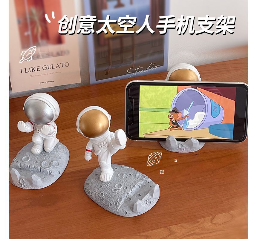 Astronaut Resin Desktop Phone Tablet Stand