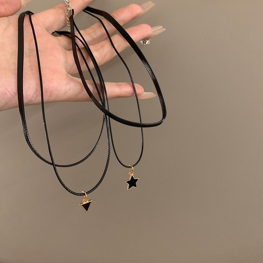 Pendant Layered Choker