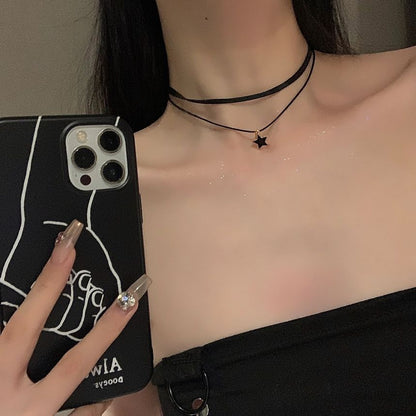 Pendant Layered Choker