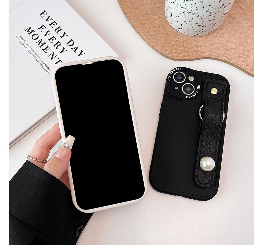 Faux Pearl Hand Strap Phone Case - iPhone 7 / 8 / SE / 7 Plus / 8 Plus / X / XS / XR / XS Max / 11 / 11 Pro / 11 Pro Max / 12 / 12 Pro / 12 mini / 12 Pro Max / 13 / 13 Pro / 13 mini / 13 Pro Max / 14 / 14 Plus / 14 Pro / 14 Pro Max