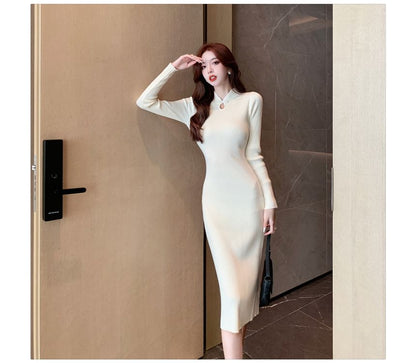 Long-Sleeve Stand Collar Plain Keyhole Ribbed Knit Midi Sheath Dress