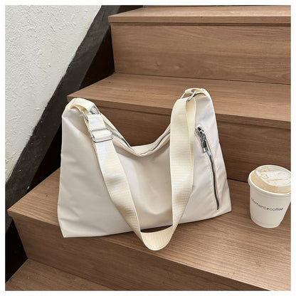 Plain Lightweight Crossbody Bag