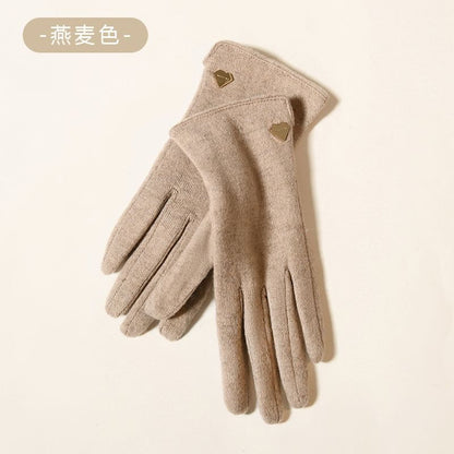 Heart Accent Gloves