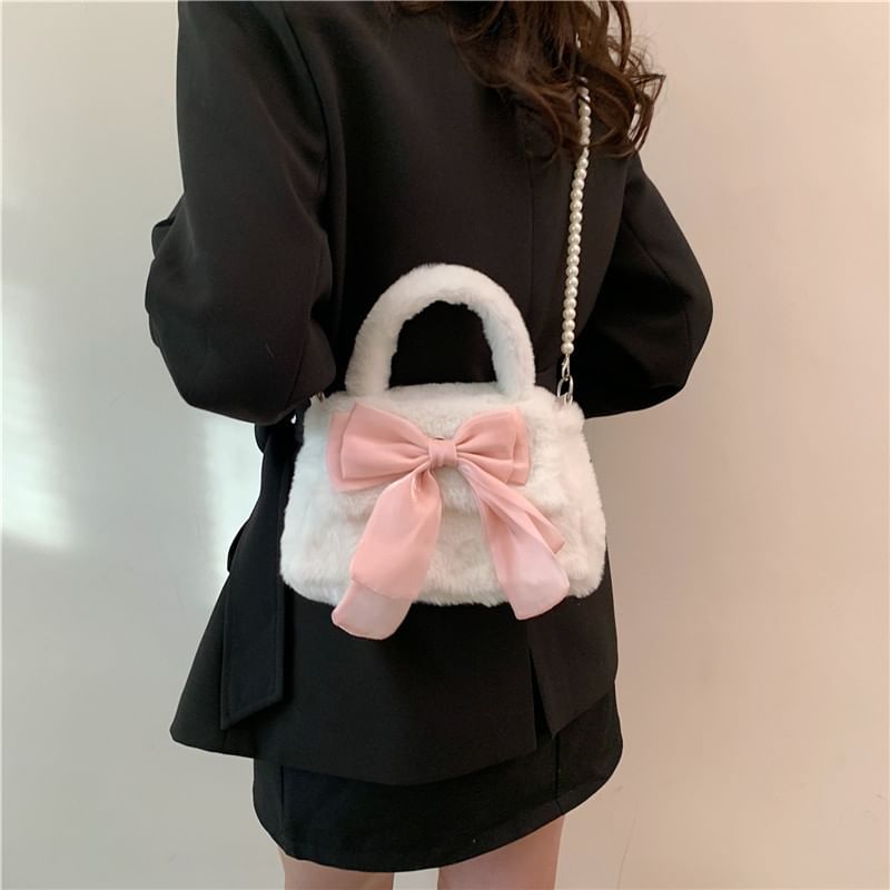 Faux Pearl Strap Fluffy Bow Flap Crossbody Bag