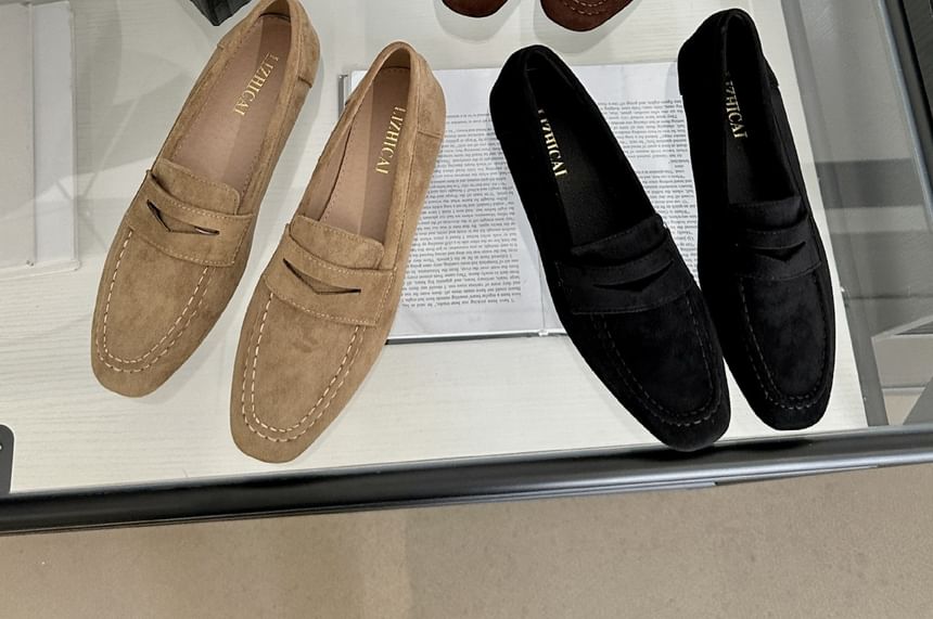 Pointy Plain Moccasins