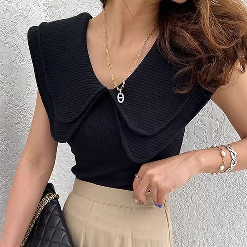 Sleeveless V-Neck Layered Collar Plain Top