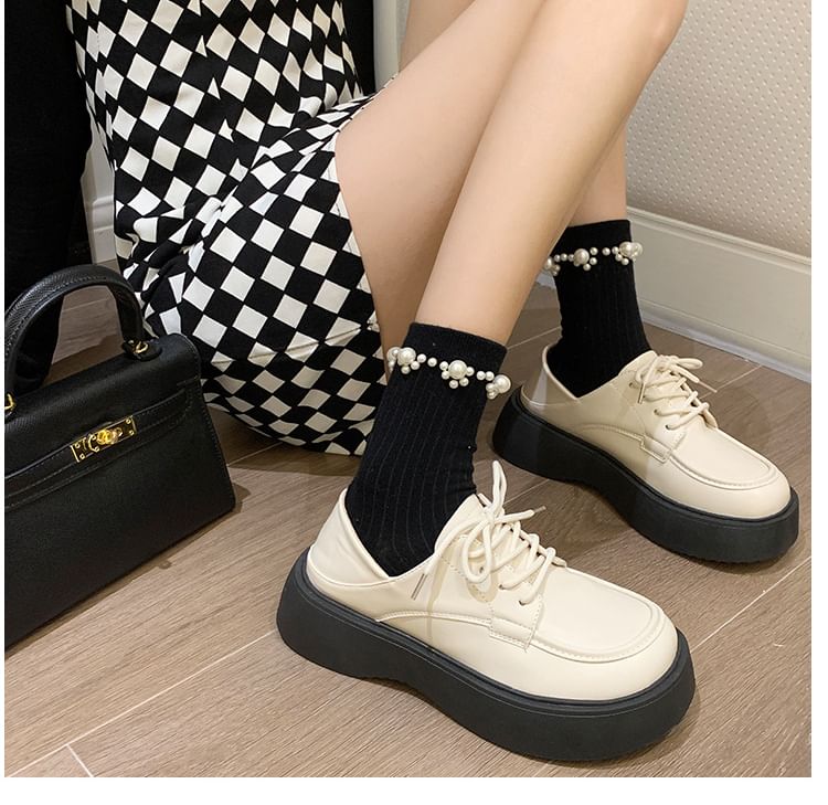 Wedge-Heel Lace-Up Oxford Shoes