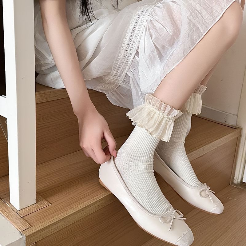 Two Tone Ruffle Socks