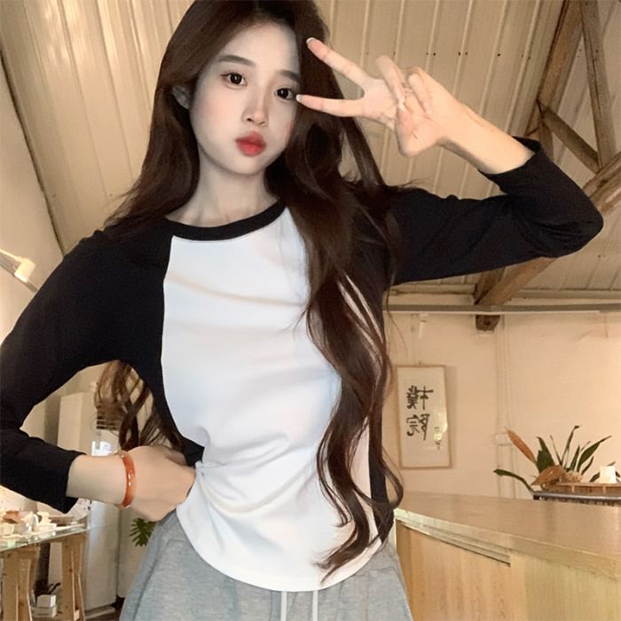 Long-Sleeve Round Neck Raglan Tee