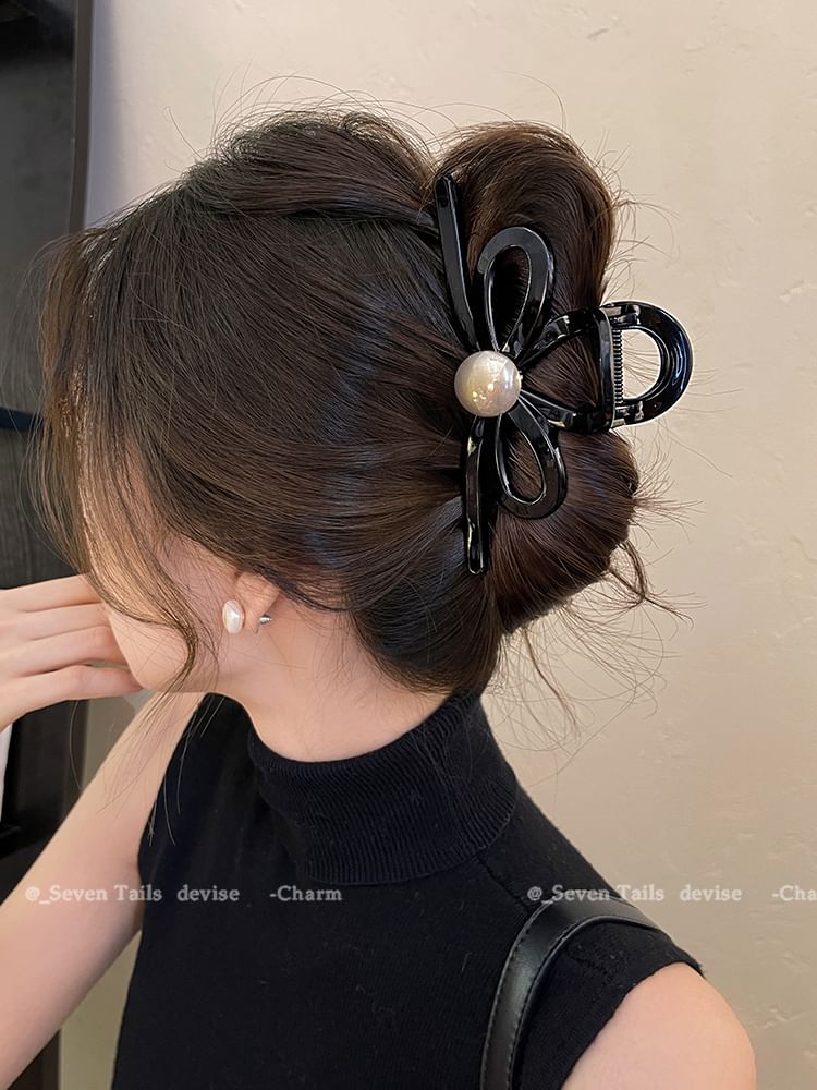 Faux Pearl Bow Hair Claw