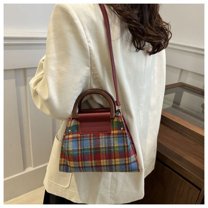 Set: Plaid Shoulder Bag + Plain Faux Leather Pouch