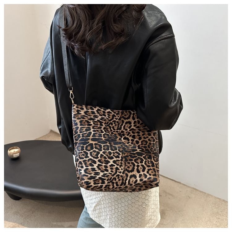 Leopard Print Tote Bag