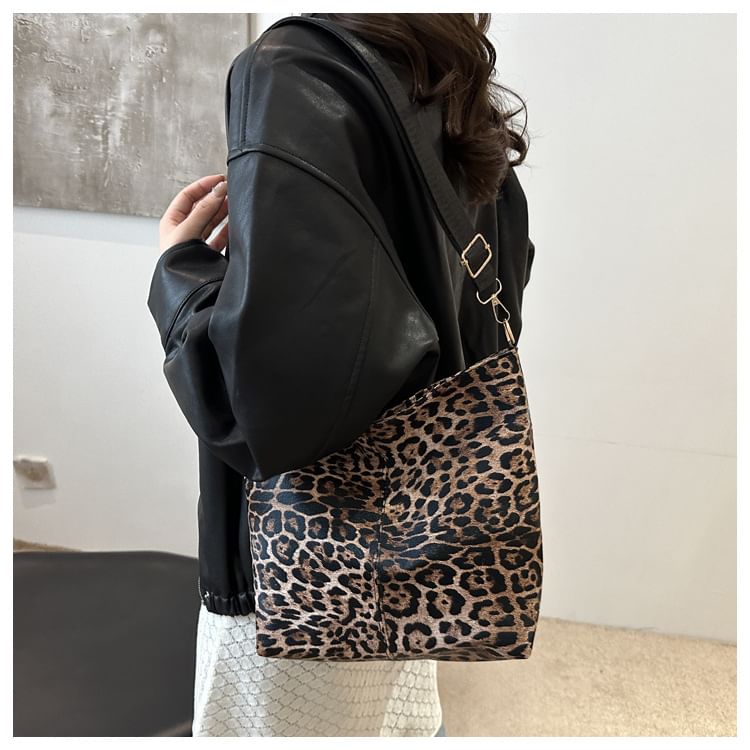 Leopard Print Tote Bag