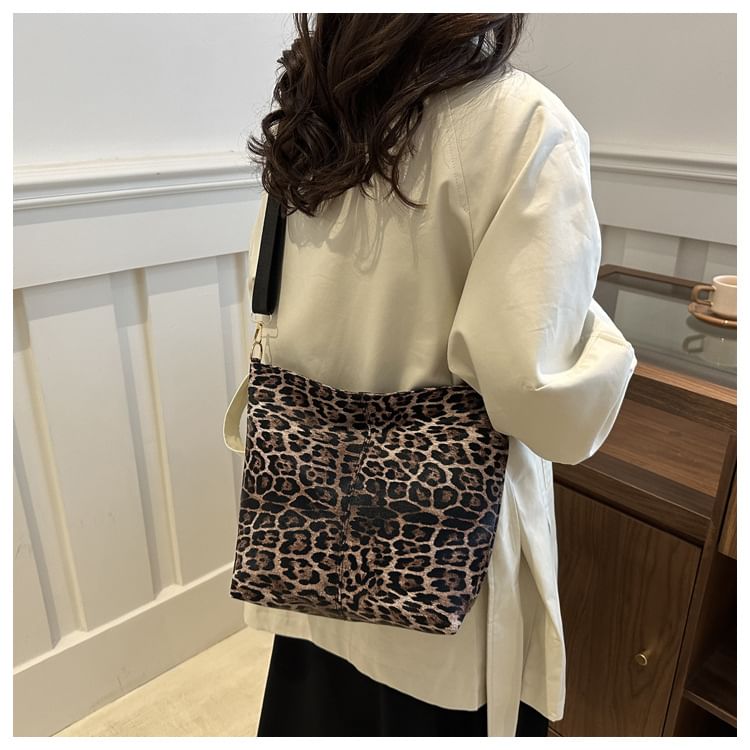 Leopard Print Tote Bag