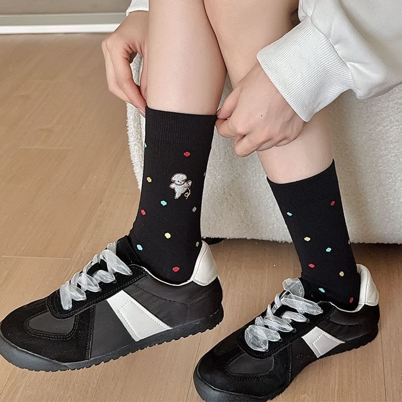 Heart Embroidery Crew Socks