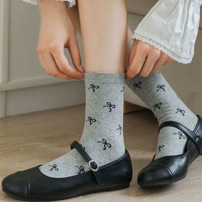 Bow Patterned Socks