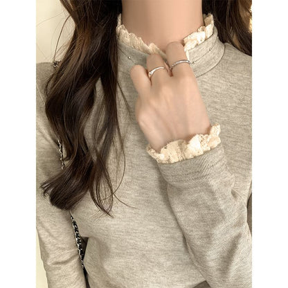 Long-Sleeve Mock Neck Lace Trim Slim Fit Tee