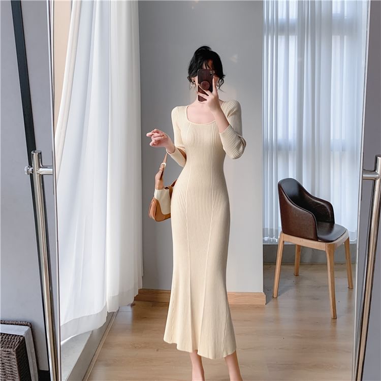 Long-Sleeve Scoop Neck Plain Ribbed Knit Midi Mermaid Dress