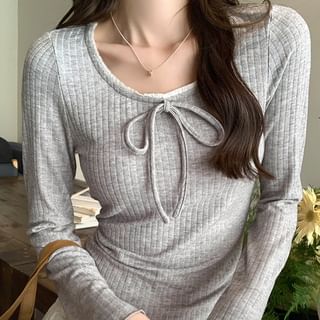 Long-Sleeve Round Neck Plain Bow Accent Frill Trim Slim Fit T-Shirt