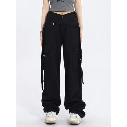 V Waistline Straight-Fit Wide-Leg Cargo Pants