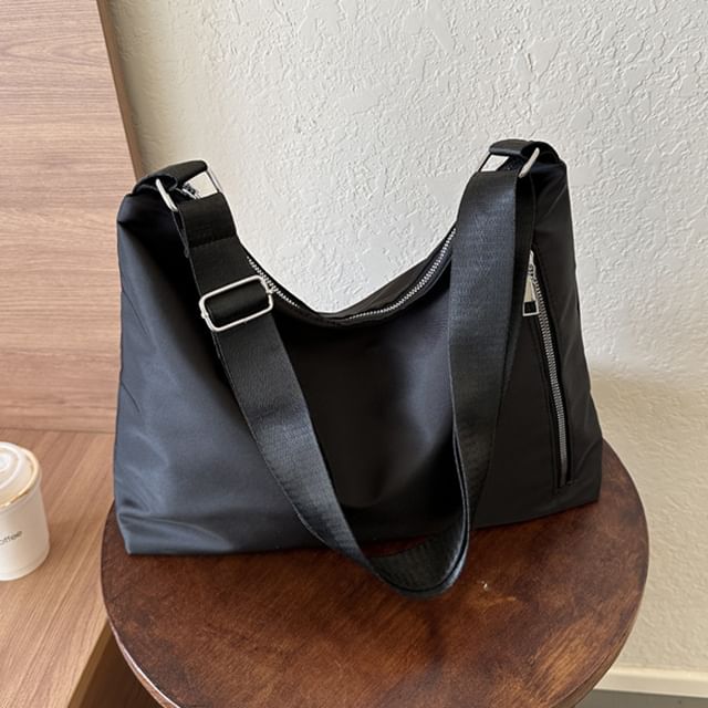 Plain Lightweight Crossbody Bag