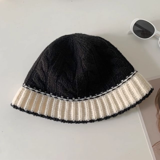 Two Tone Knit Cloche Hat