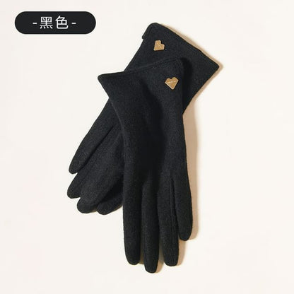 Heart Accent Gloves