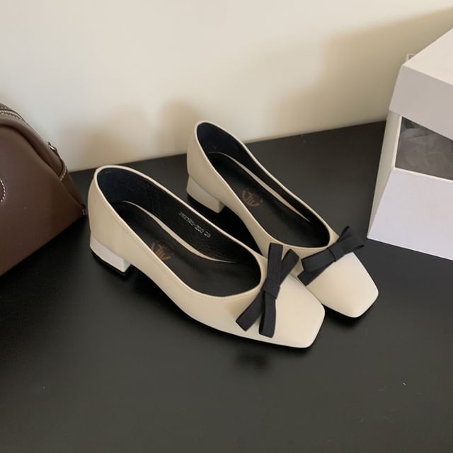 Block Heel Bow Pumps