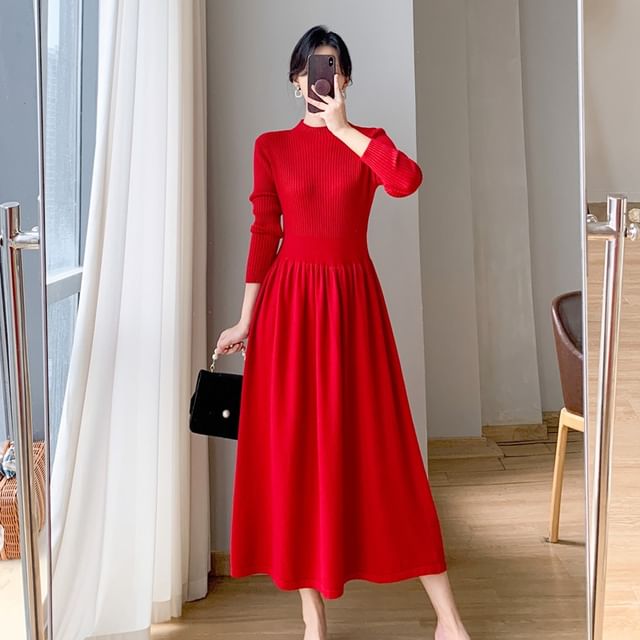 Long-Sleeve Crew Neck Plain Knit Midi A-Line Dress