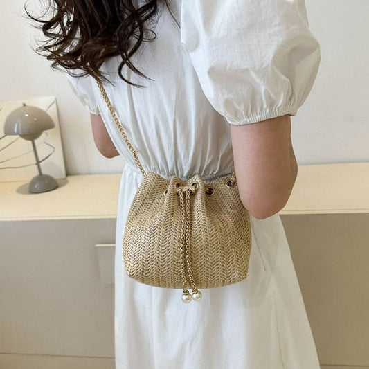 Chain Strap Bucket Bag