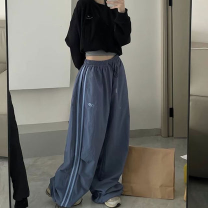 High Rise Striped Loose-Fit Wide-Leg Sweatpants