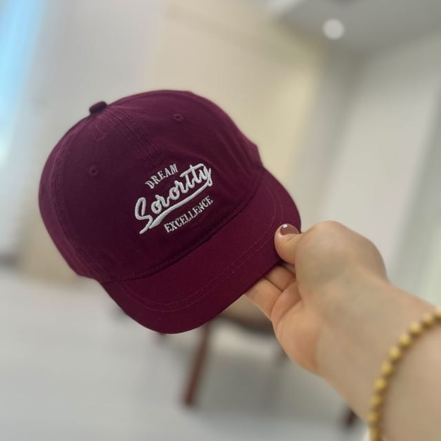 Lettering Embroidered Short Brim Cap