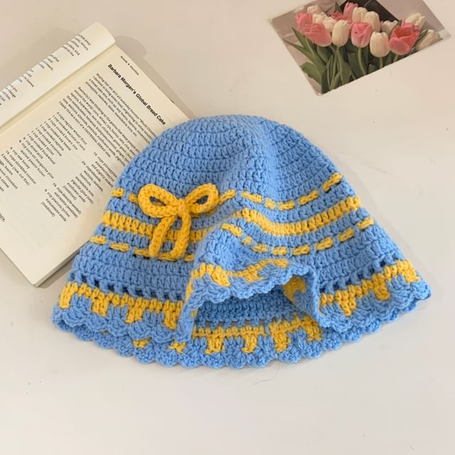 Bow Striped Knit Bonnet Hat