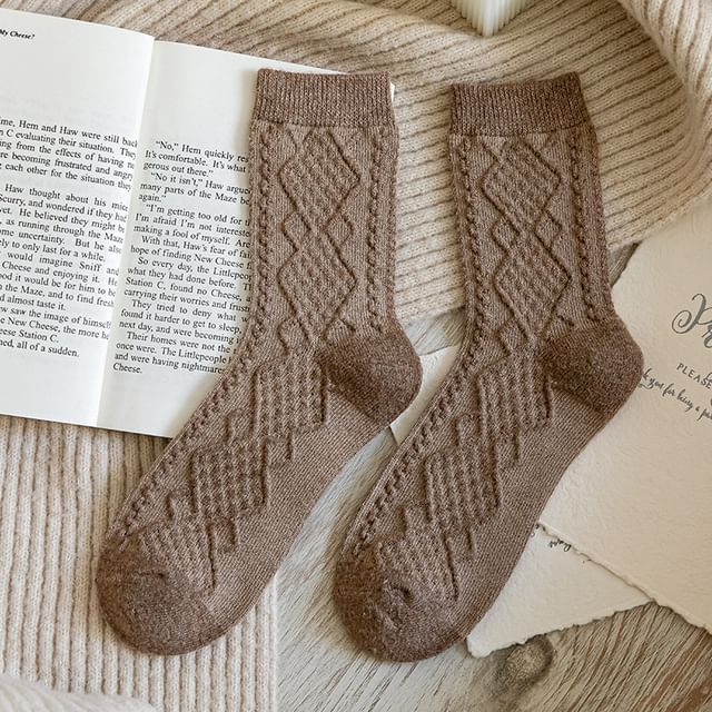 Cable Knit Plain Crew Socks