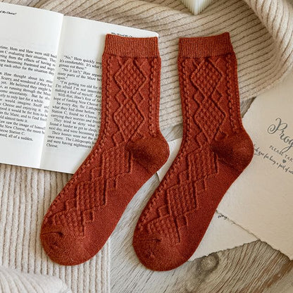 Cable Knit Plain Crew Socks