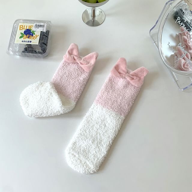 Bow Accent Two Tone Crew Socks