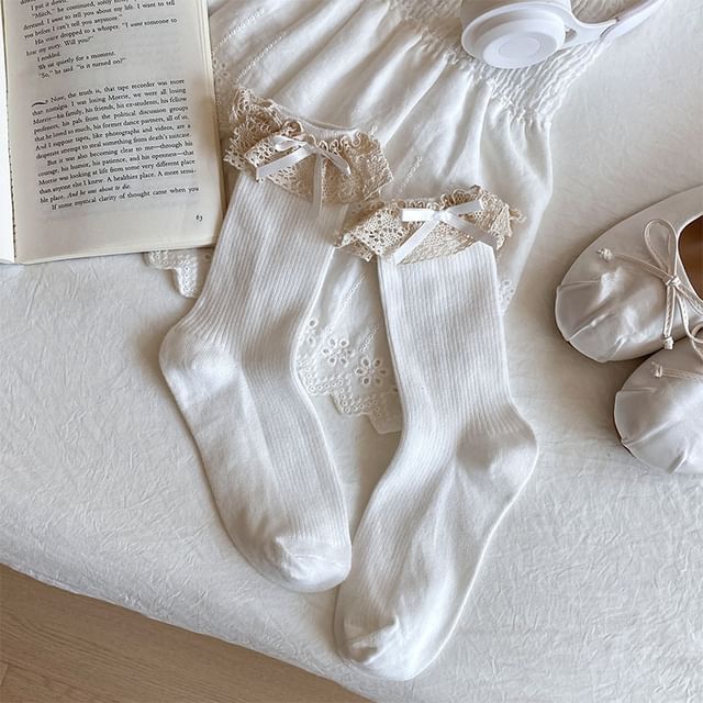 Bow Ribbed Lace Trim Socks