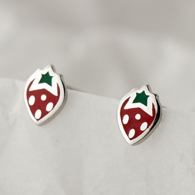 S925 Sterling Silver Strawberry Stud Earring