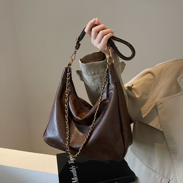 Faux Leather Plain Shoulder Bag With Chain Strap