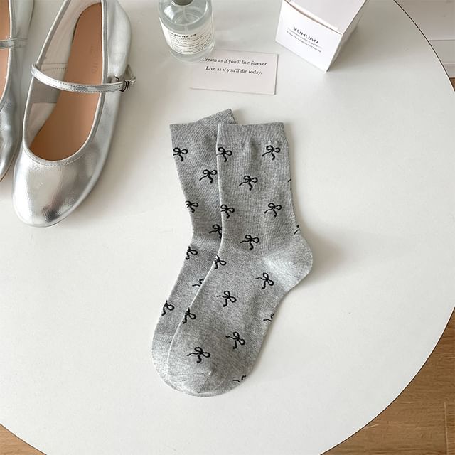 Bow Patterned Socks