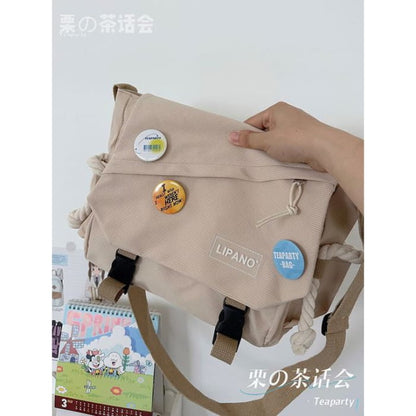 Applique Multi-Pocket Messenger Bag / Charm / Set - Khaki