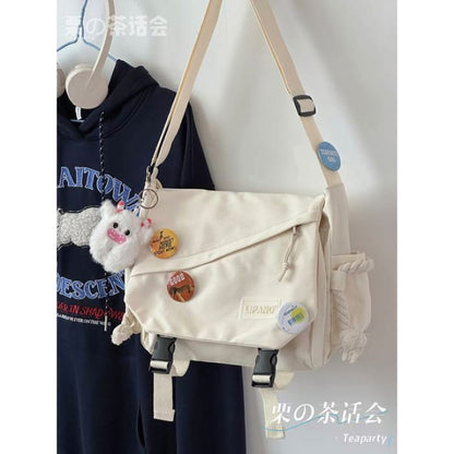 Applique Multi-Pocket Messenger Bag / Charm / Set