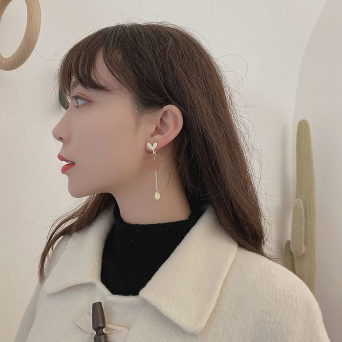 Bear Asymmetrical Dangle Earring Egirldoll