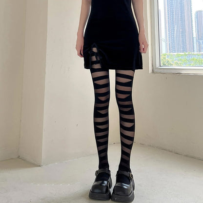 Black Chic Stripe Slik Stockings