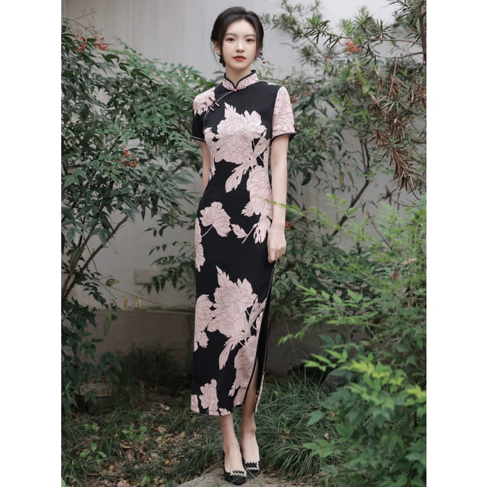 Black with Pink Flowers Cheongsam - S - Female Hanfu