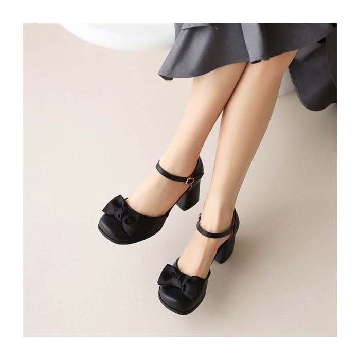 Block Heel Bow Sandals